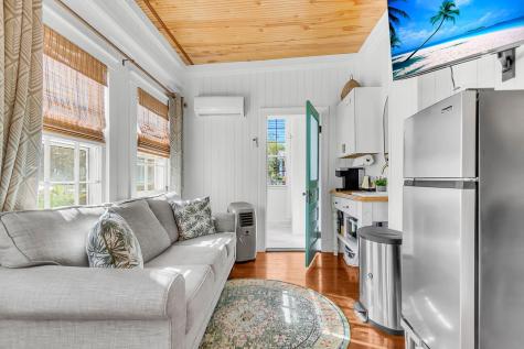 115 S Magnolia Street Summerville SC 29483