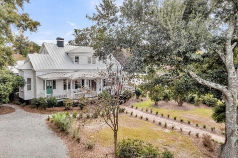 115 S Magnolia Street Summerville SC 29483