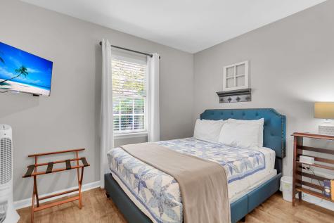 115 S Magnolia Street Summerville SC 29483