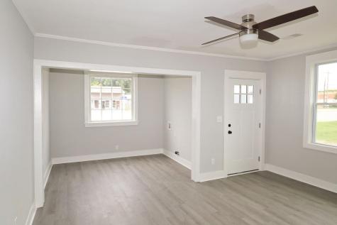 2121 Cosgrove Avenue North Charleston SC 29405
