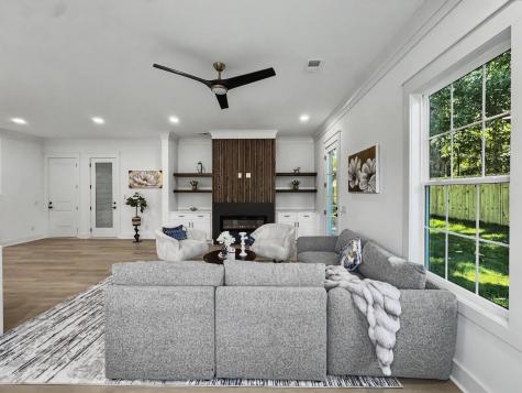 196 Challedon Drive Summerville SC 29485