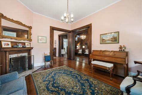 204 E 4th South Street Summerville SC 29483