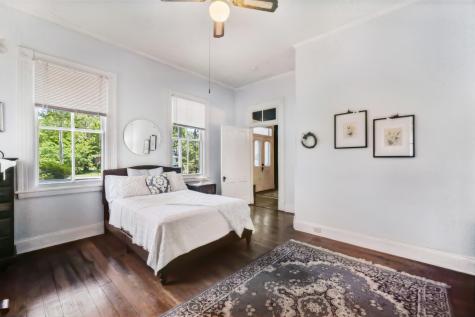 204 E 4th South Street Summerville SC 29483