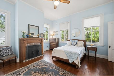 204 E 4th South Street Summerville SC 29483