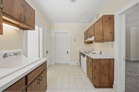204 E 4th South Street Summerville SC 29483