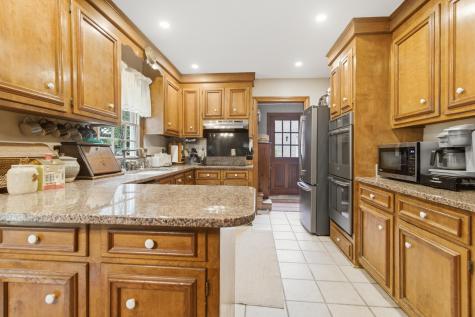 1011 Harbortowne Road Charleston SC 29412