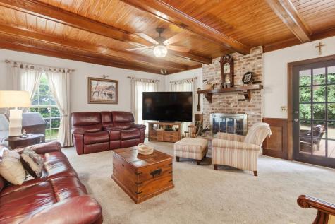1011 Harbortowne Road Charleston SC 29412