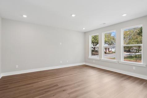 5362 Elder Avenue North Charleston SC 29406