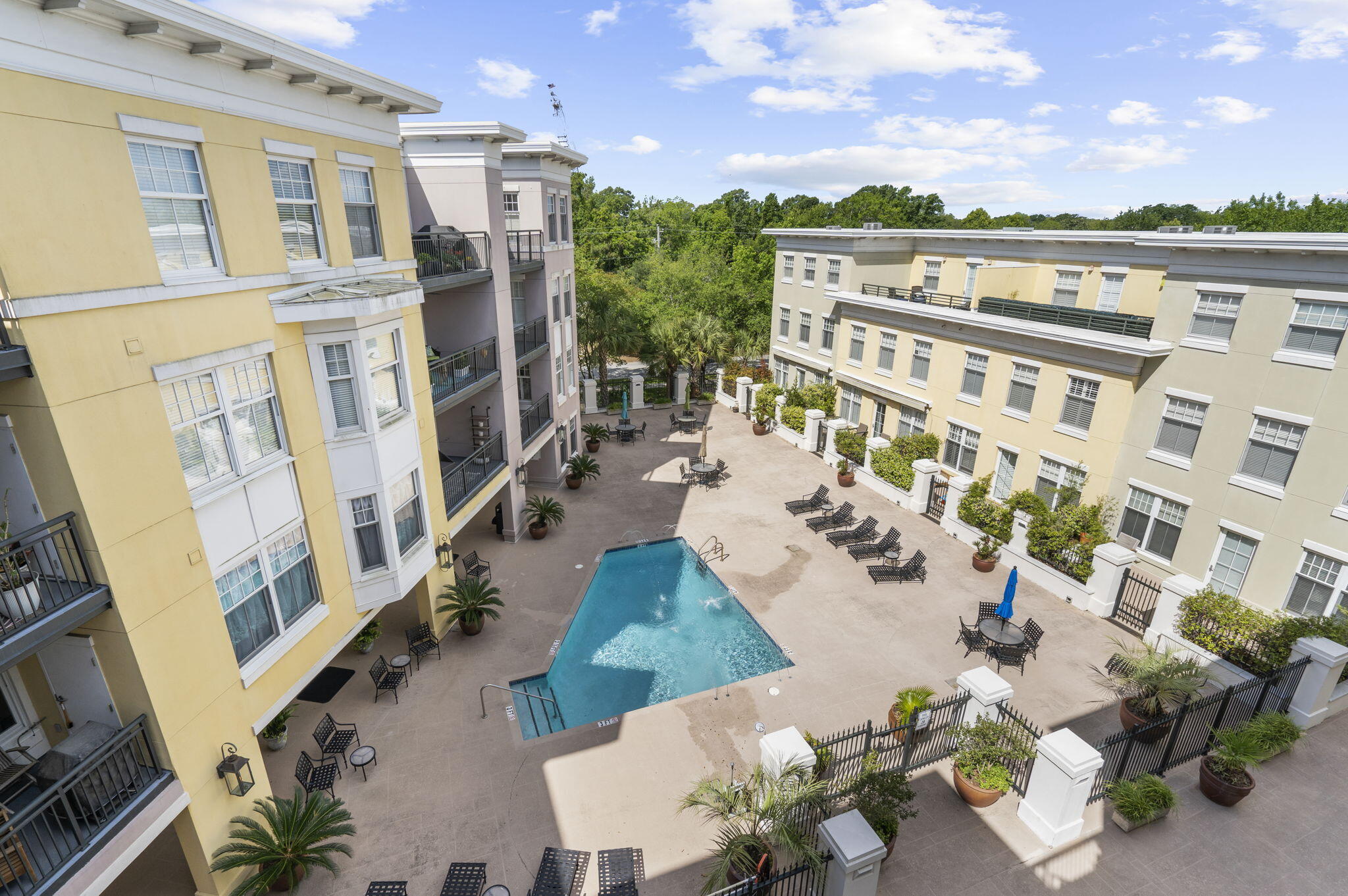 498 Albemarle Road Charleston SC 29407
