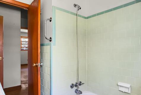 109 N Hampton Street Summerville SC 29483
