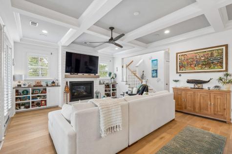 1537 Menhaden Lane Mount Pleasant SC 29466