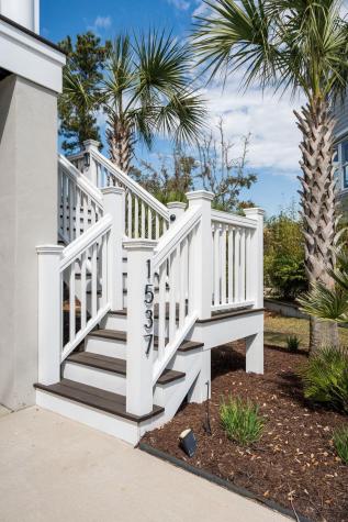 1537 Menhaden Lane Mount Pleasant SC 29466