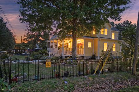 202 W Pine Street Summerville SC 29485