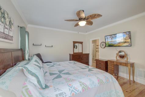 202 W Pine Street Summerville SC 29485