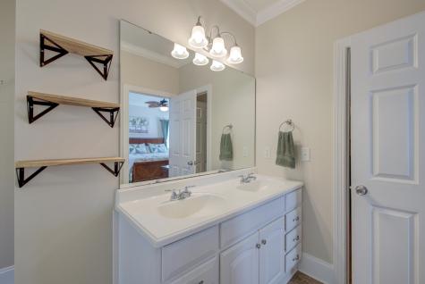 202 W Pine Street Summerville SC 29485
