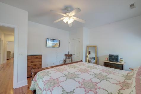 202 W Pine Street Summerville SC 29485