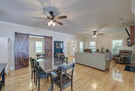 202 W Pine Street Summerville SC 29485