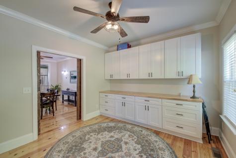 202 W Pine Street Summerville SC 29485