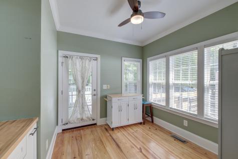 202 W Pine Street Summerville SC 29485