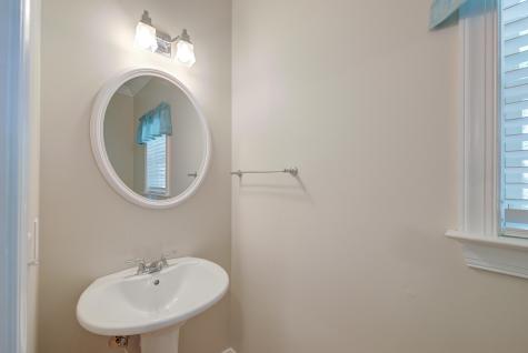 202 W Pine Street Summerville SC 29485