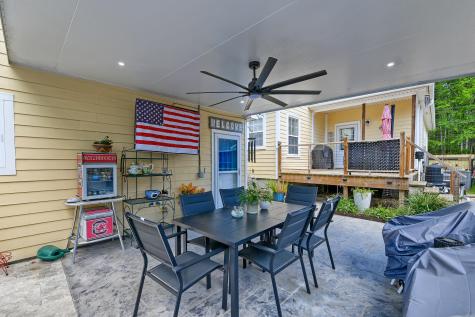 202 W Pine Street Summerville SC 29485