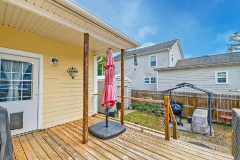 202 W Pine Street Summerville SC 29485