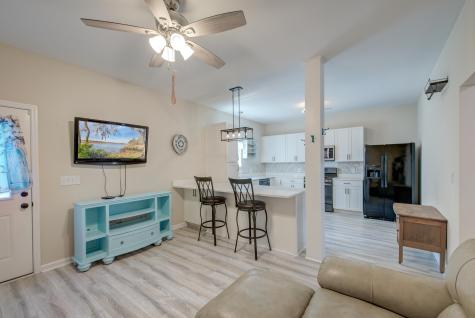 202 W Pine Street Summerville SC 29485