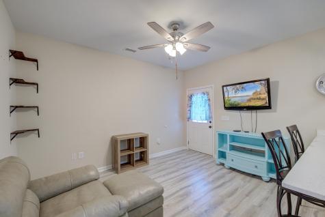 202 W Pine Street Summerville SC 29485