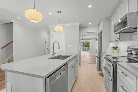 958 Myrtle Court Mount Pleasant SC 29464