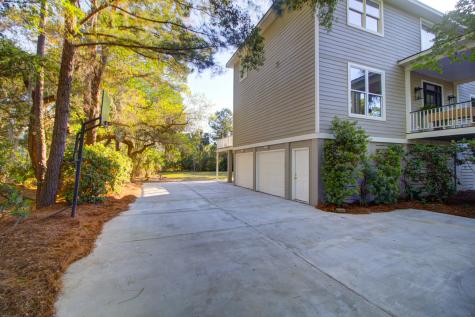1505 Headquarters Plantation Drive Johns Island SC 29455