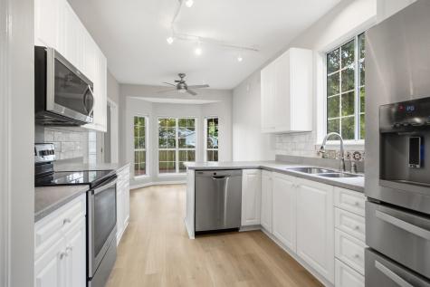 1542 Harborsun Drive Charleston SC 29412