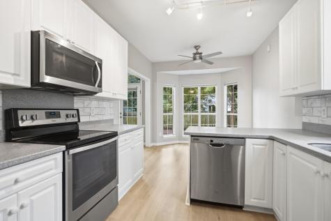 1542 Harborsun Drive Charleston SC 29412