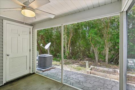 7948 Shadow Oak Drive North Charleston SC 29406