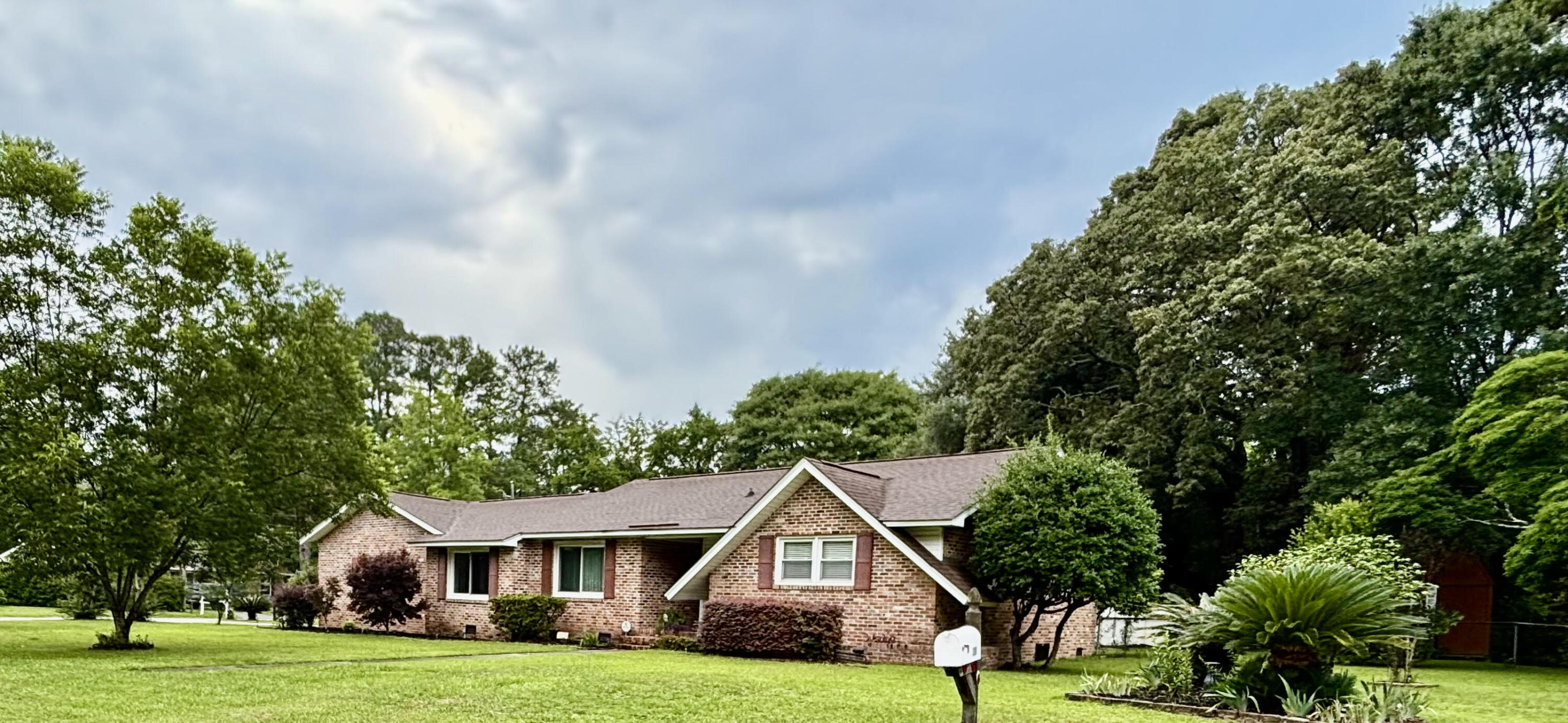 407 Rose Lane Summerville SC 29485