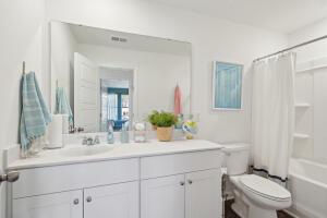 8005 Triggerfish Way North Charleston SC 29420