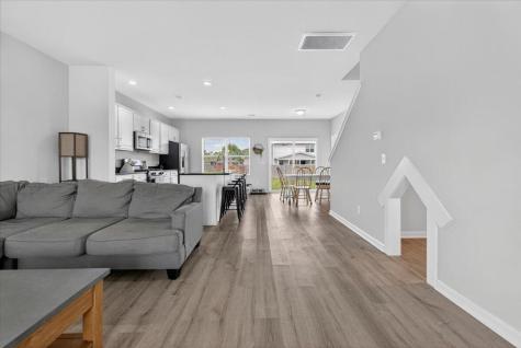 107 Oldenburg Drive Summerville SC 29486