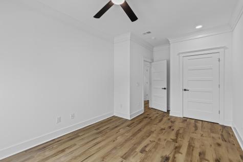 1918 Emden Street North Charleston SC 29406