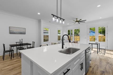 1918 Emden Street North Charleston SC 29406