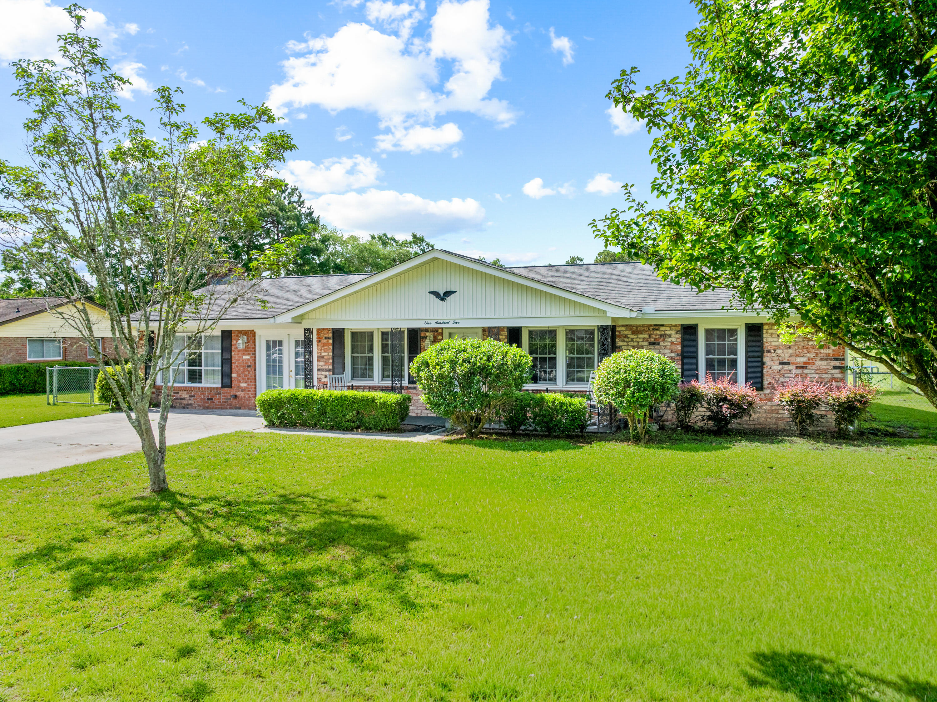 105 Pierre Court Summerville SC 29486