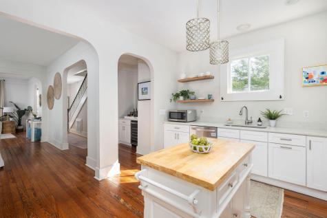 21 Cleveland Street Charleston SC 29403
