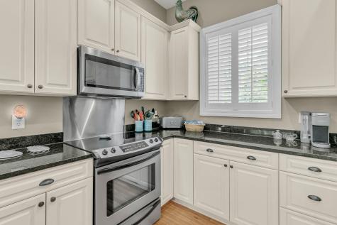 4718 Blockhouse Lane Hollywood SC 29449