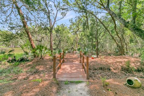 4718 Blockhouse Lane Hollywood SC 29449