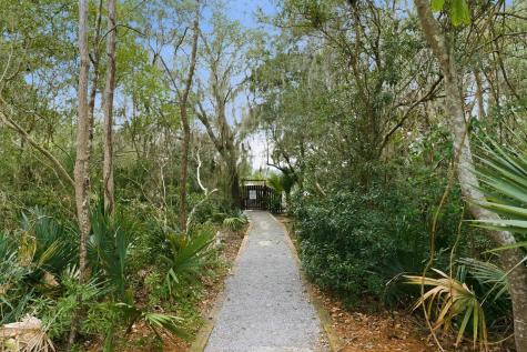 8348 Child's Cove North Charleston SC 29418