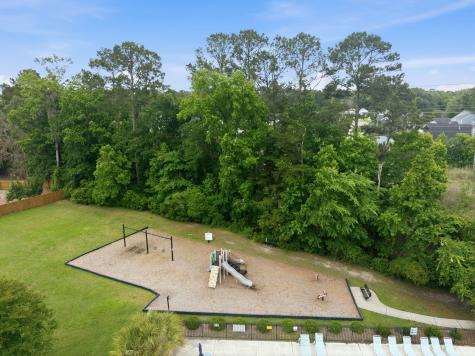 4003 Key Thatch Court North Charleston SC 29420