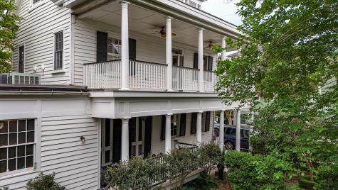 18 Trumbo Street Charleston SC 29401