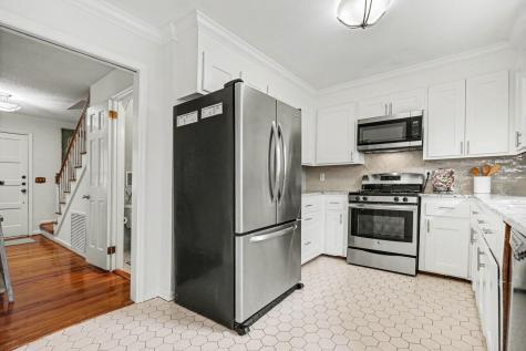 2 Gadsden Street Charleston SC 29401
