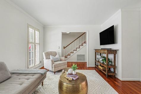 2 Gadsden Street Charleston SC 29401