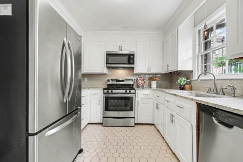 2 Gadsden Street Charleston SC 29401
