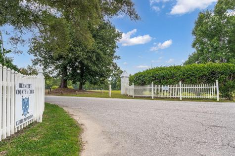 1306 Mccrae Drive Moncks Corner SC 29461