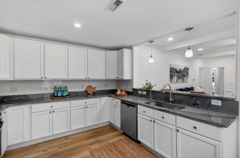 19 Milano Court Hanahan SC 29410